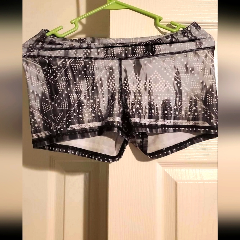Yoga shorts